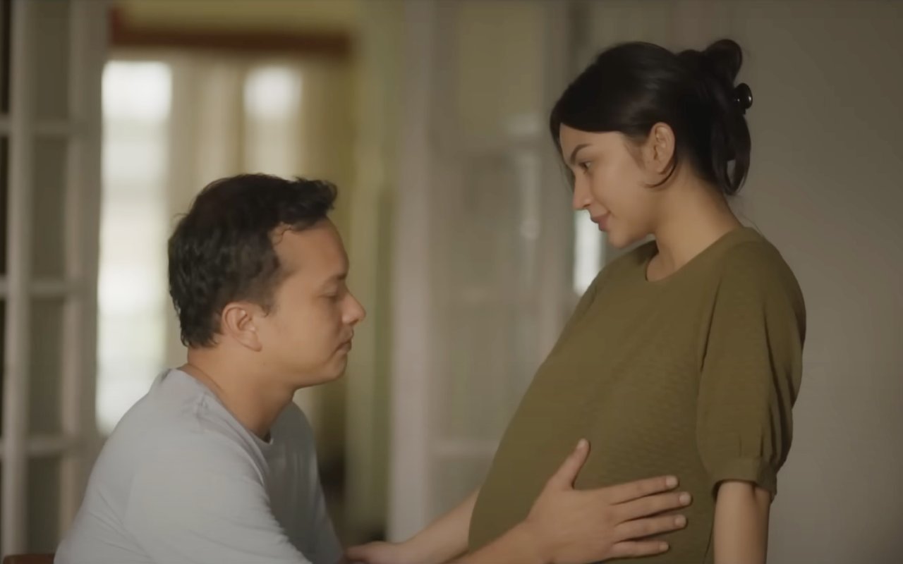 Nicholas Saputra Akui Sempat Gugup Saat Bintangi 'Sayap-sayap Patah', Karena Ariel Tatum?