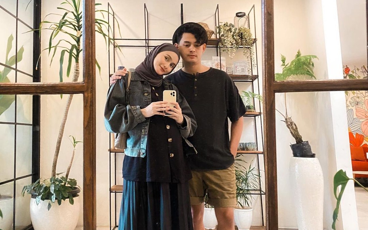 10 Potret Perjalanan Cinta Miqdad Addausy & Isel Fricella, Kedua Putra Lahir di Tanggal Sama