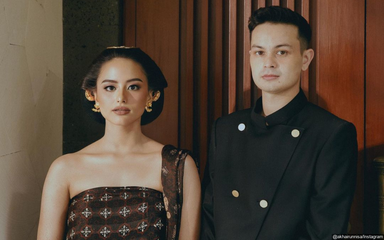 Jesse Choi Terpana, Adik Maudy Ayunda dan Calon Suami Serba Merah di Foto Prewedding Kedua
