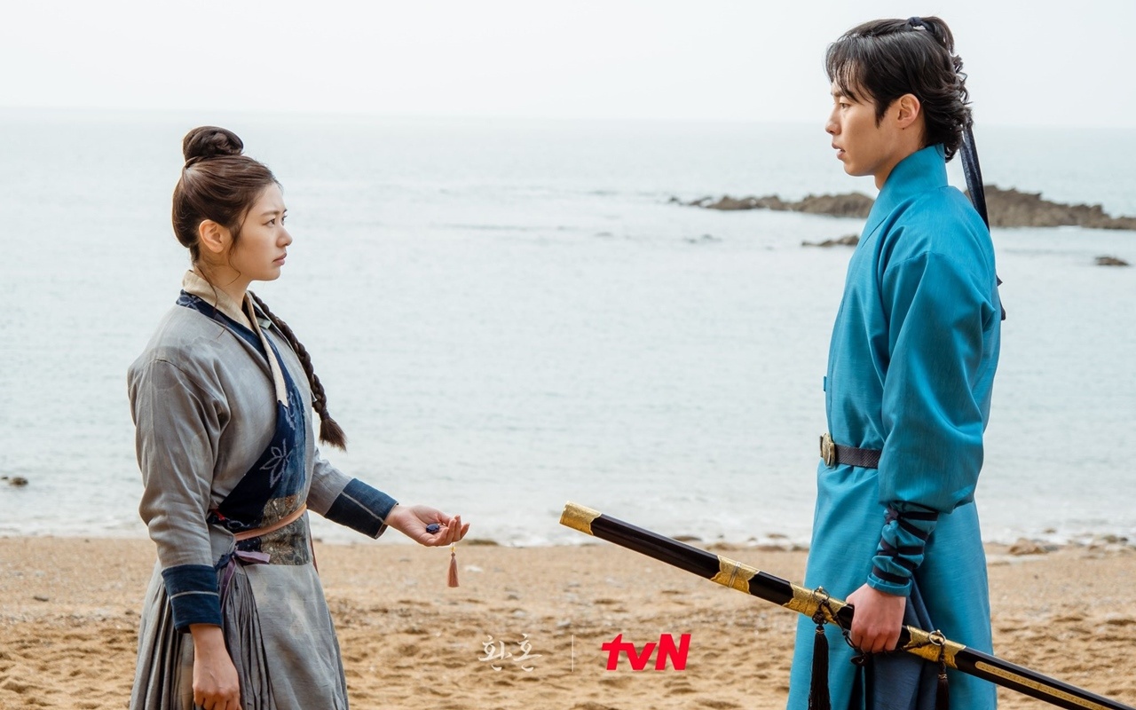 Bikin Baper, Sutradara Puji Akting Lee Jae Wook Saat Cium Jung So Min di 'Alchemy of Souls'