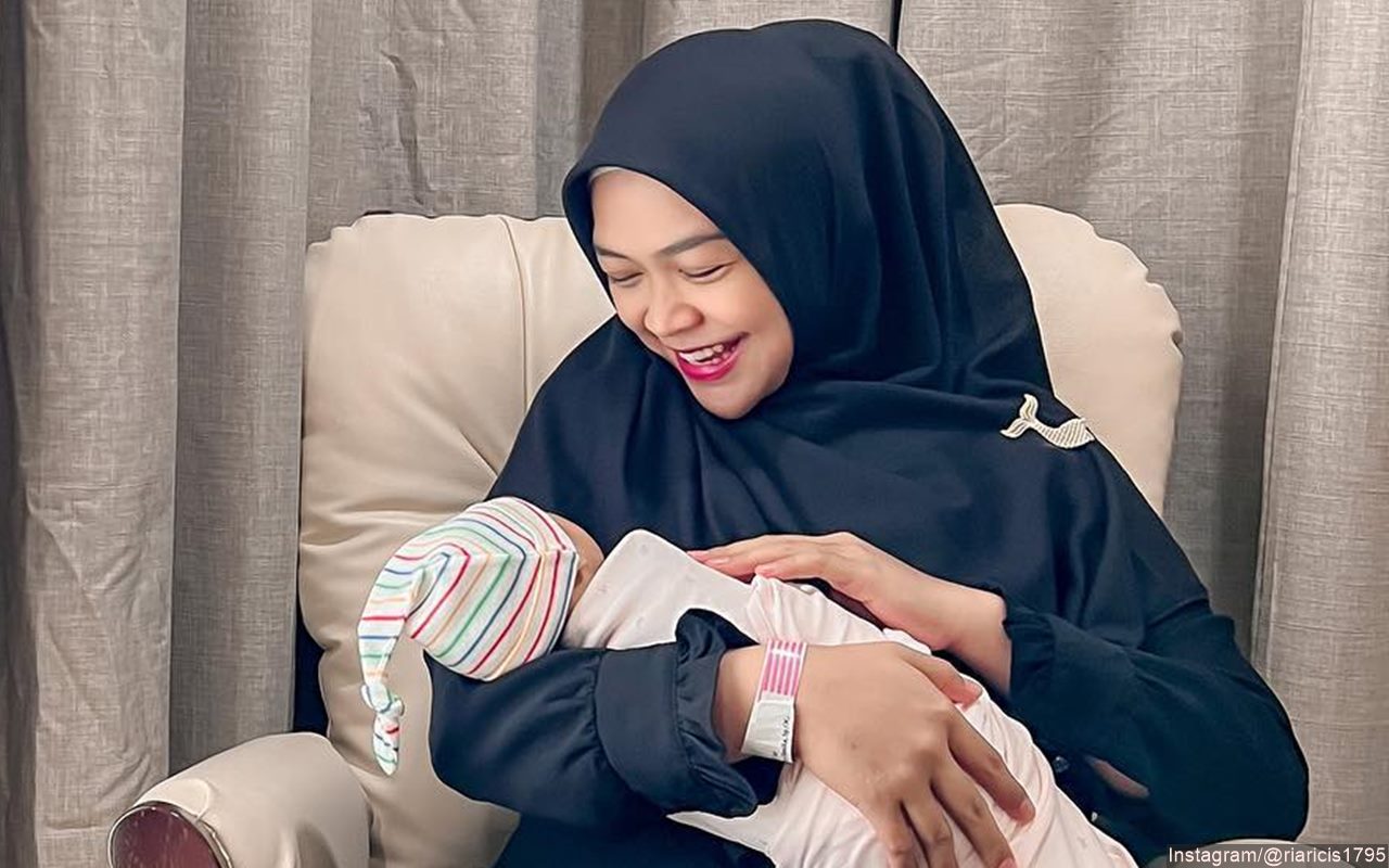 Ria Ricis Tahan Tangis Cerita Berat Badan Baby Moana Digunjing, Nyesek Bisikkan Ini ke Sang Putri