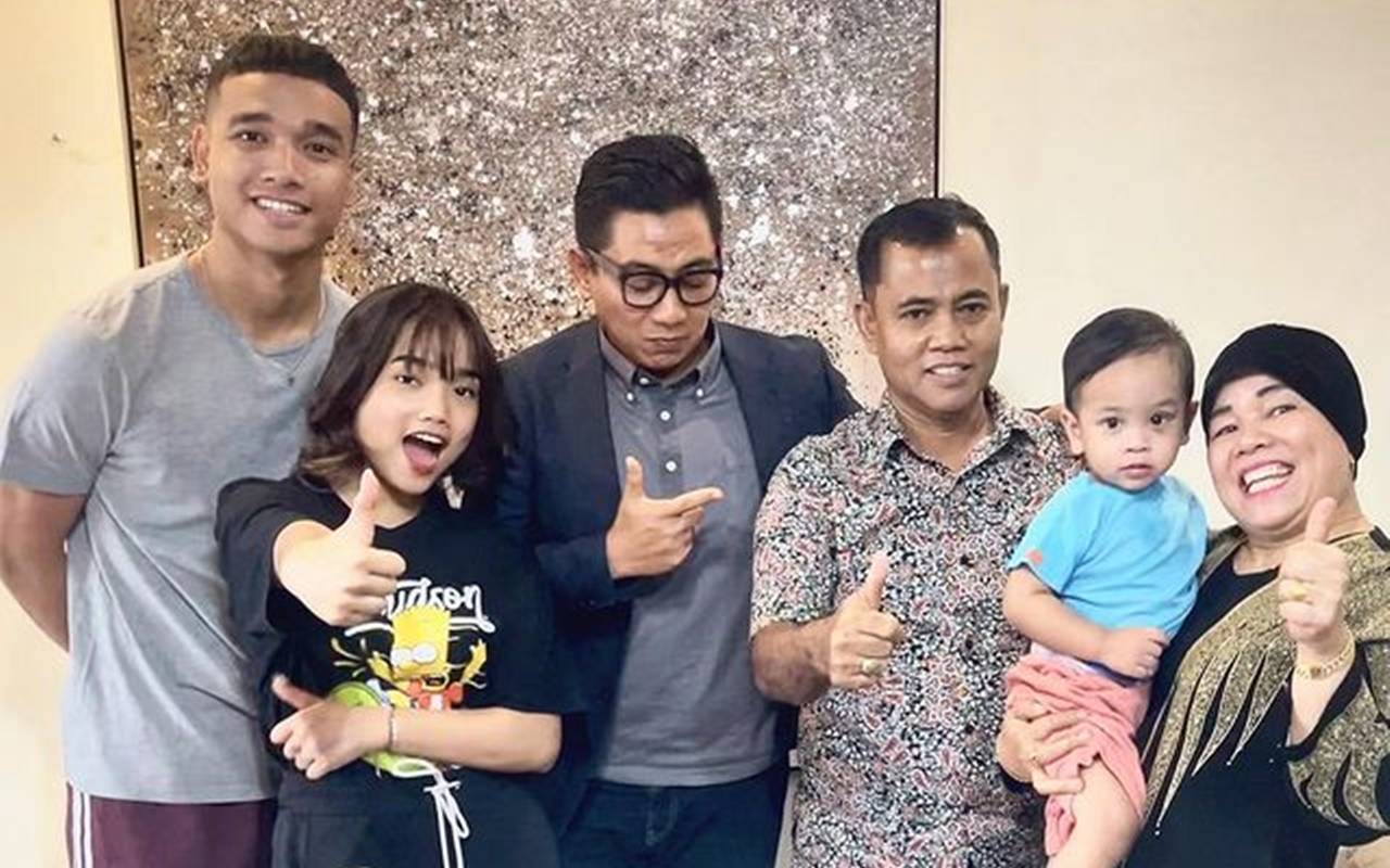 Difollow Fujianti Utami, Isra Mashel Anggota Paskibraka Tampan 2022 Ternyata Anak Pengacara Artis?