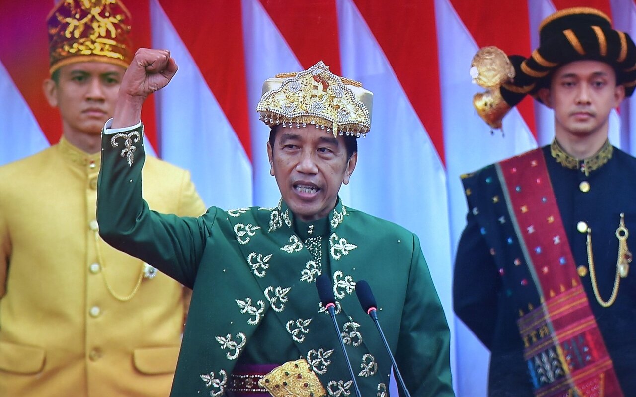 Jokowi Hadiri Sidang Tahunan MPR Dengan Baju Adat Paksian, Ungkap Makna Motif Pucuk Rebung