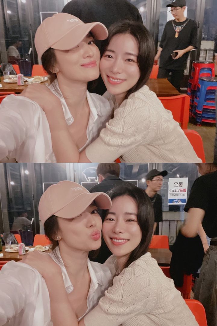 Lim Ji Yeon Pamer Foto Bareng Song Hye Kyo, Kombinasi Visual Bikin Netizen Terpikat