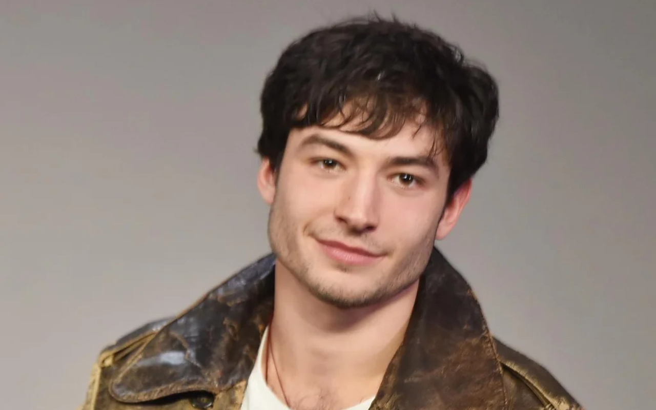 Kerap Bikin Ulah Meresahkan, Ezra Miller Akhirnya Minta Maaf