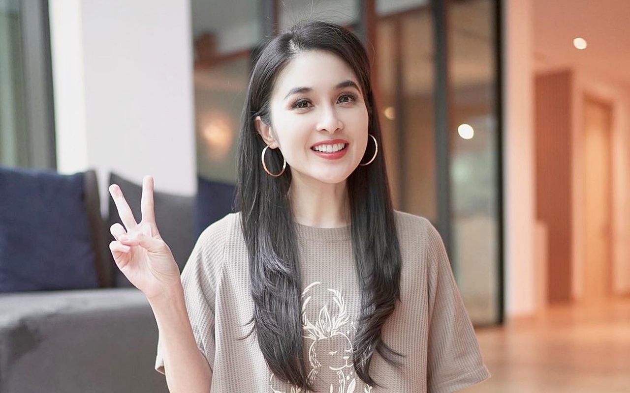 Sandra Dewi Pamer Wajah Gobyos Keringetan Hingga 'Berdarah-Darah', Tetap Cantik?