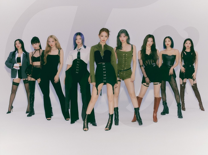 Pemotretan Comeback TWICE Buat Syok Karena Usung Konsep Dewasa