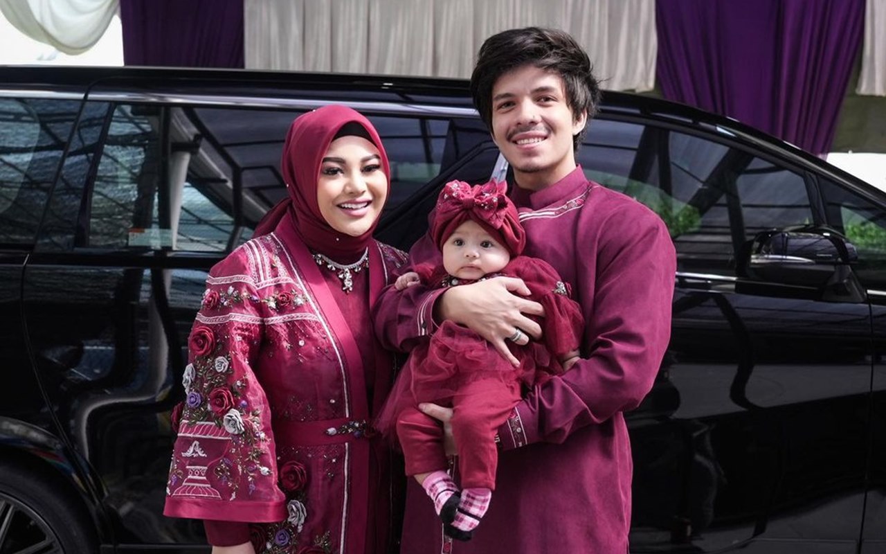 Meriahkan HUT RI ke-77, Atta dan Aurel Kompak Bareng Ameena Menjelma Bocah SD