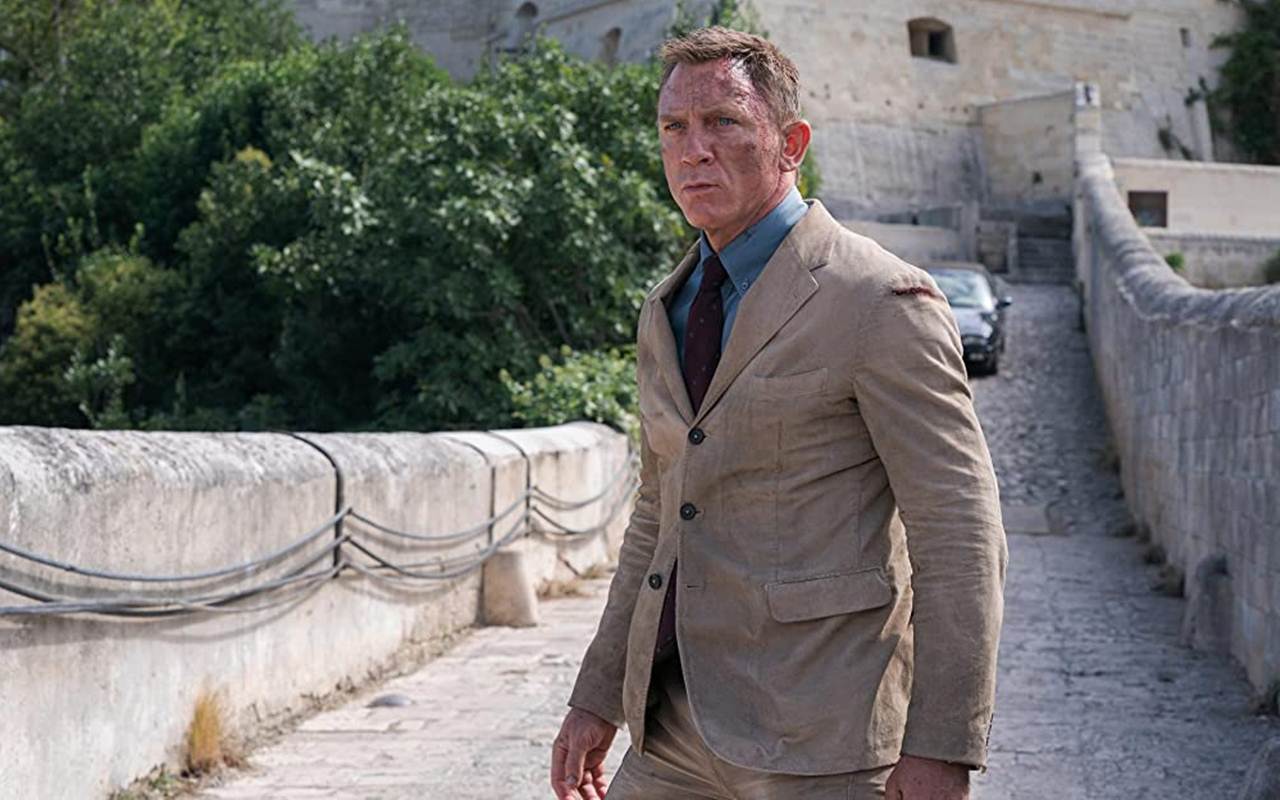 Film 'James Bond' Berikutnya Disebut Cari Aktor Lebih Muda, Henry Cavill Dicoret?