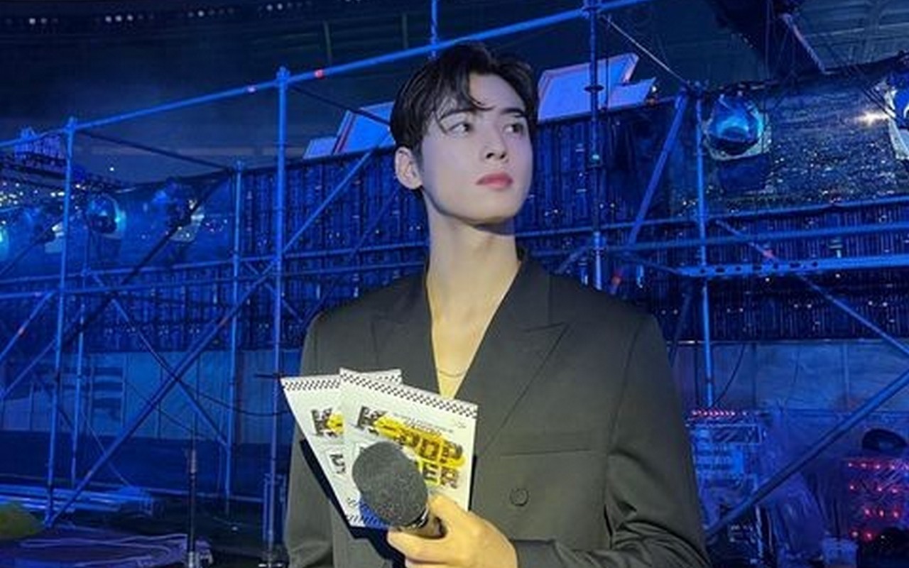 Bikin Histeris Pamer Punggung Bertorot, Cha Eun Woo Disebut Harta Nasional Hingga Buat Knetz Bangga