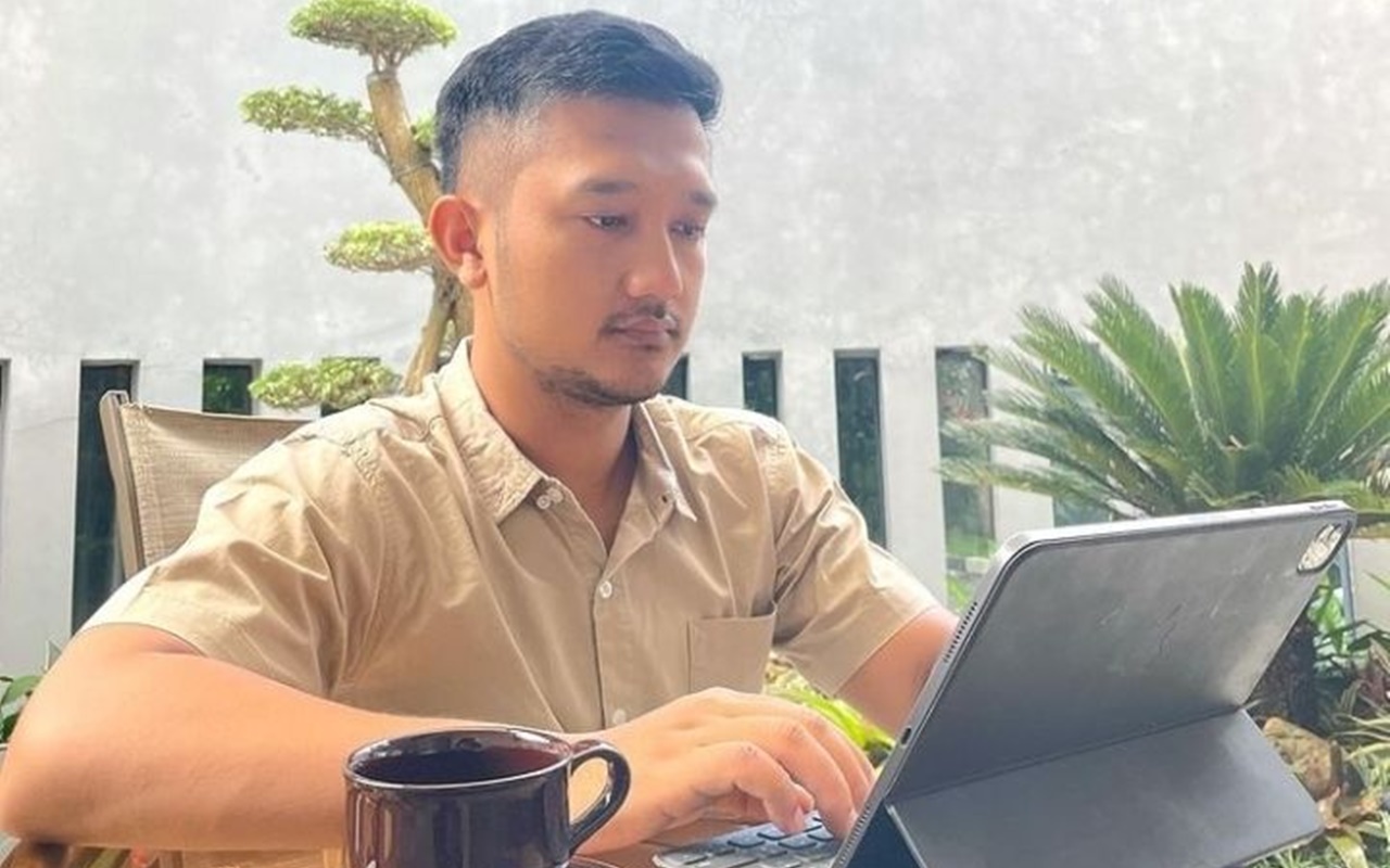 Tom Liwafa Meradang Dituding Jadi Komplotan Ferdy Sambo dalam Kasus Dugaan Judi Online