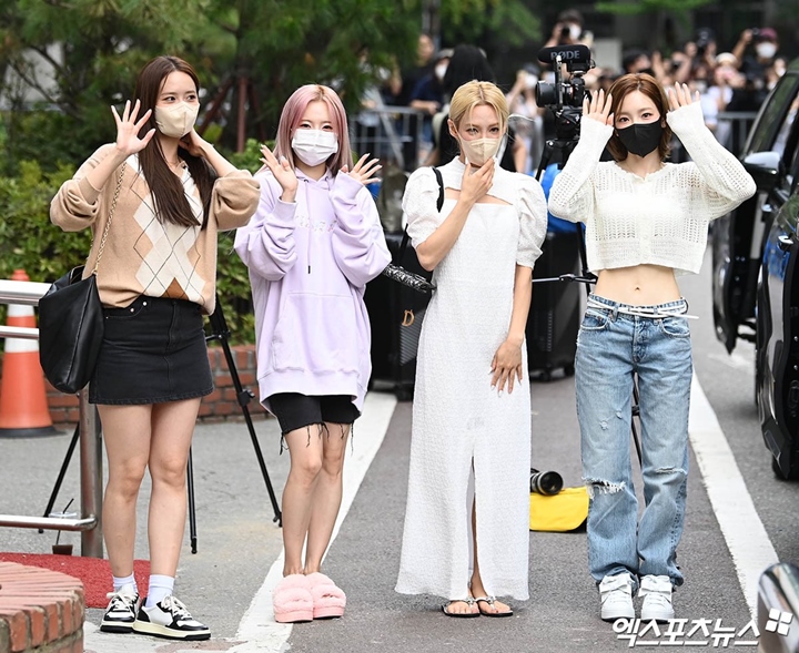 Begini Penampilan SNSD Saat Pre-Recording \'Music Bank\' Setelah 5 Tahun Hiatus