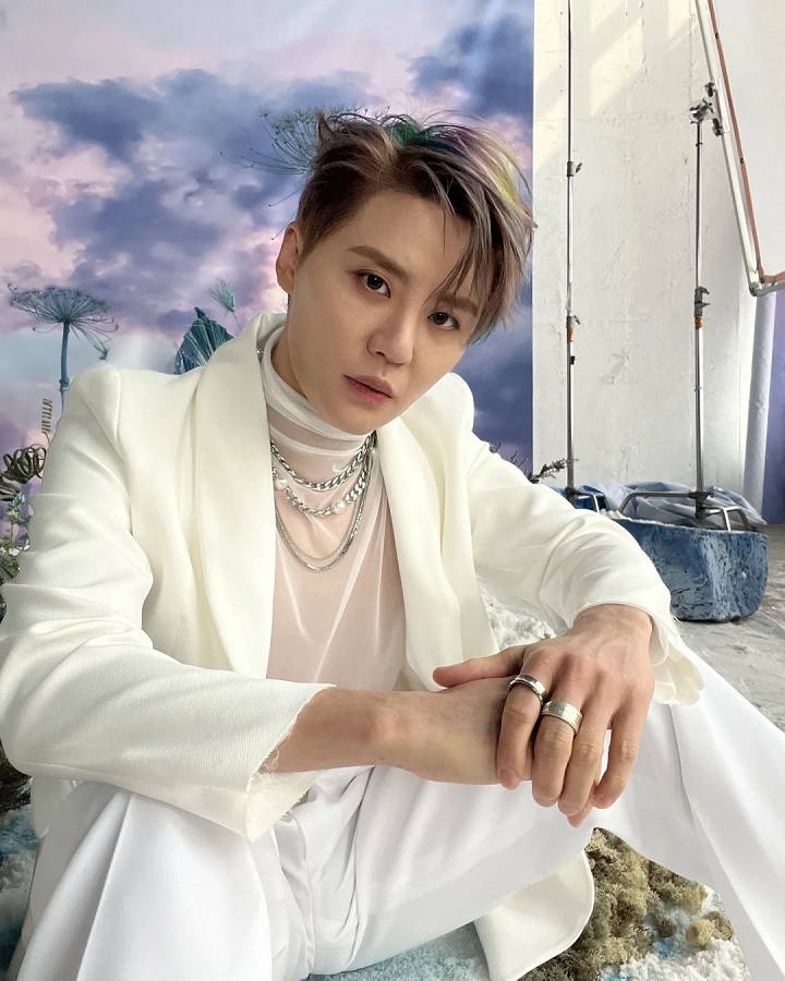 Memulai Karier Sebagai Member TVXQ