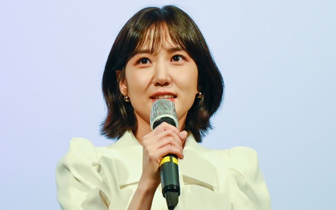 Bikin Nyesek, Park Eun Bin Nangis Sesenggukan Usai Tuntaskan Syuting 'Extraordinary Attorney Woo'