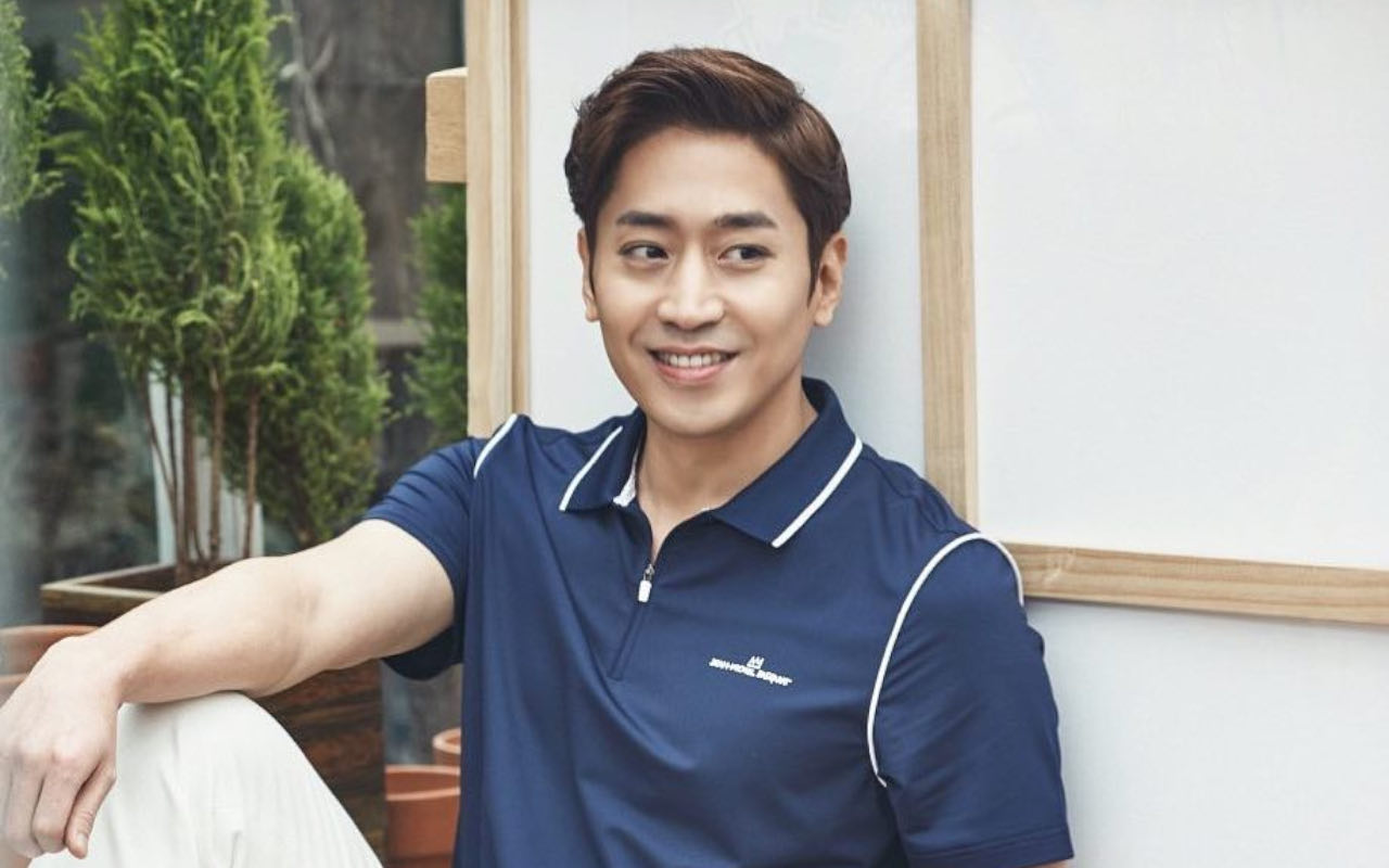 Eric Shinhwa Bakal Ganti Status Jadi Ayah di Usia 43 Tahun