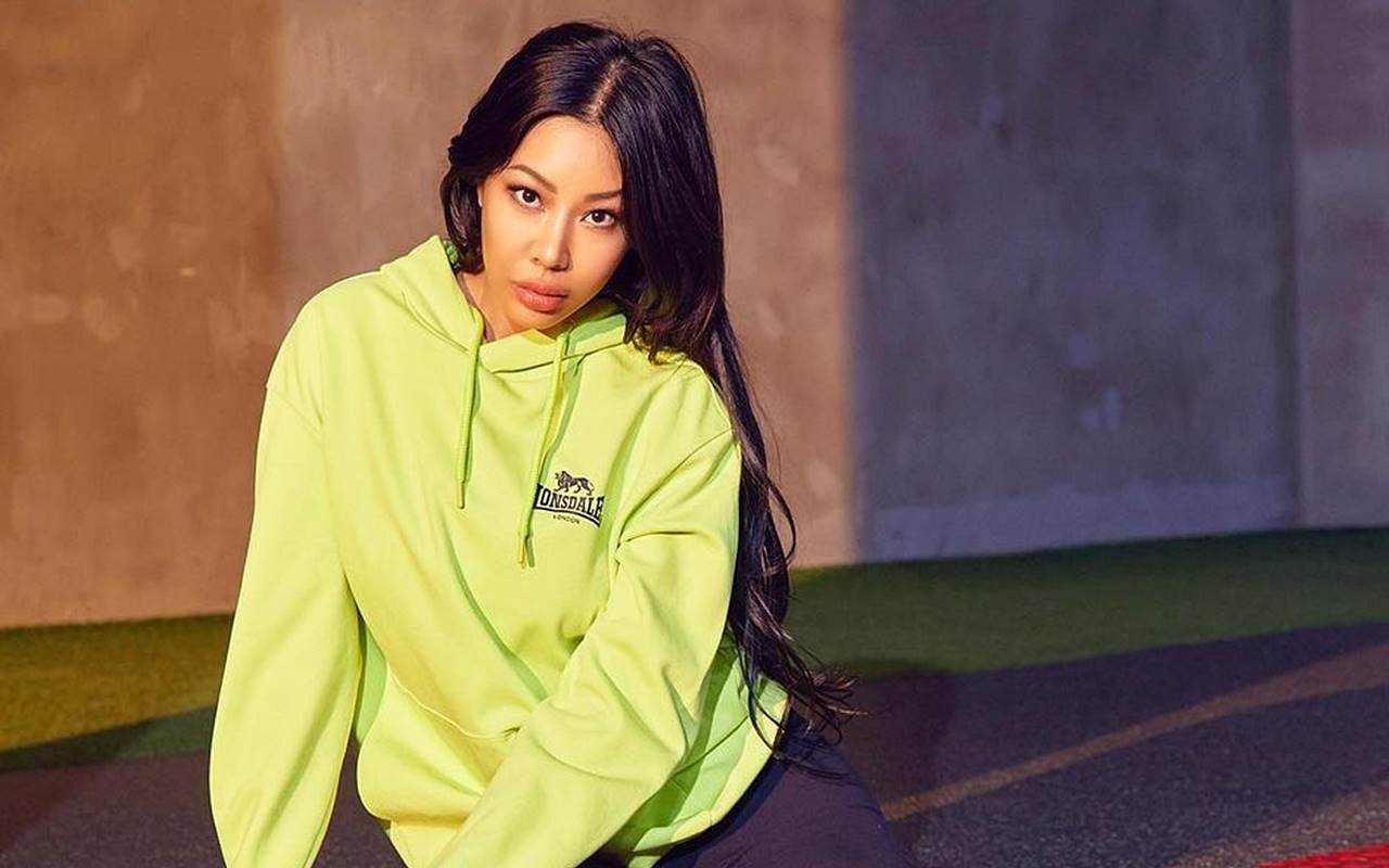 Jessi Bantah Rumor Gabung Agensi Antenna Music, Tekankan Bakal Spill Segera