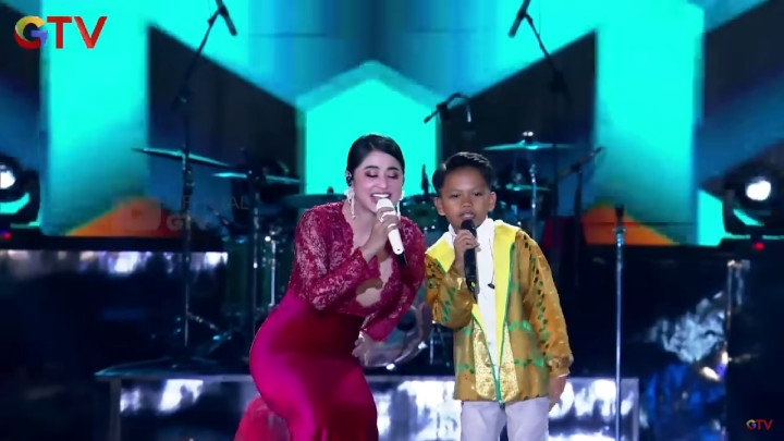Duet dengan Dewi Persik