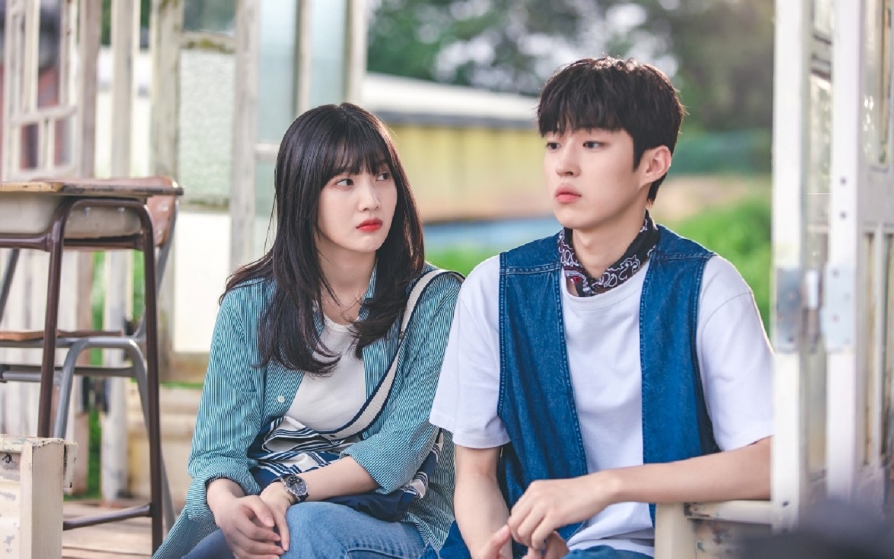 Terjebak Friendzone, Ini Bocoran Hubungan Joy Red Velvet-Baek Sung Chul di 'Once Upon a Small Town'