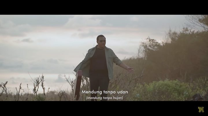 Mendung Tanpo Udan (Ndarboy Genk)