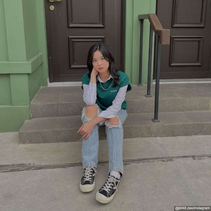 Padu Padan Ripped Jeans