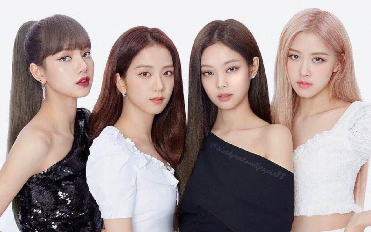 BLACKPINK Dikerubungi Fans di New York, Sikap Jennie Curi Perhatian