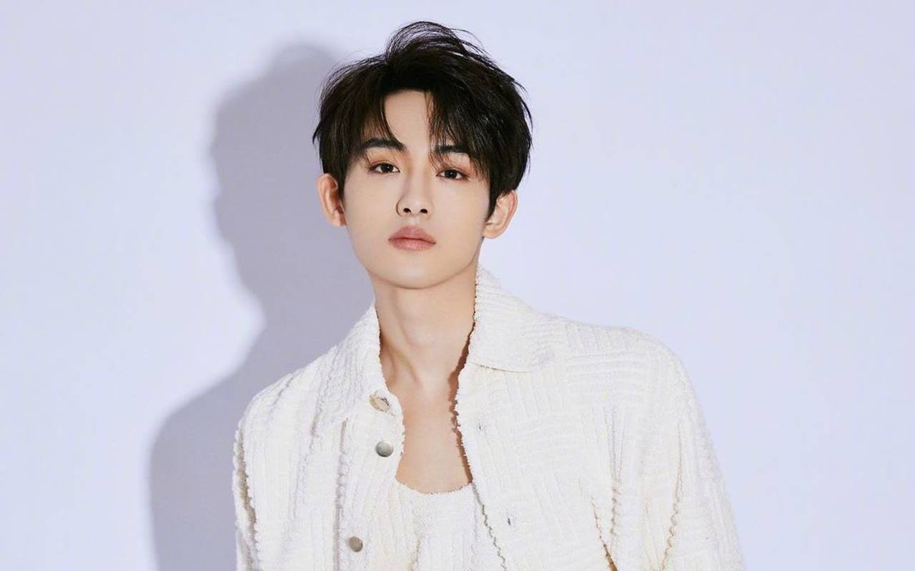 Syuting Drama Winwin NCT Selesai, Seruan C-Fans di Bandara Tuai Perdebatan