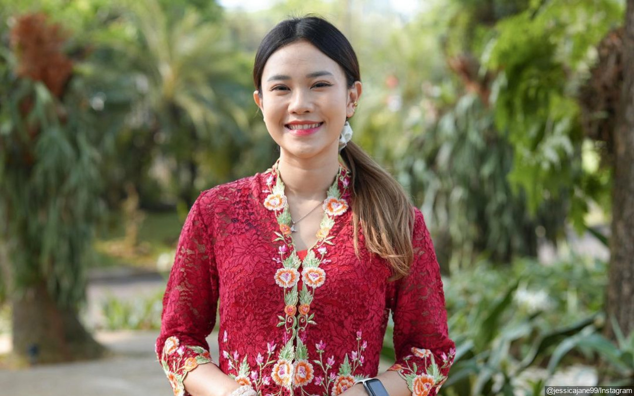 Biasa Panjang, Jessica Jane Pamer Rambut Pendek Bikin Geger Sampai Kubu Terpecah Jadi Dua