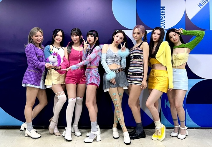 Cetak Rekor Penjualan Album di Hanteo