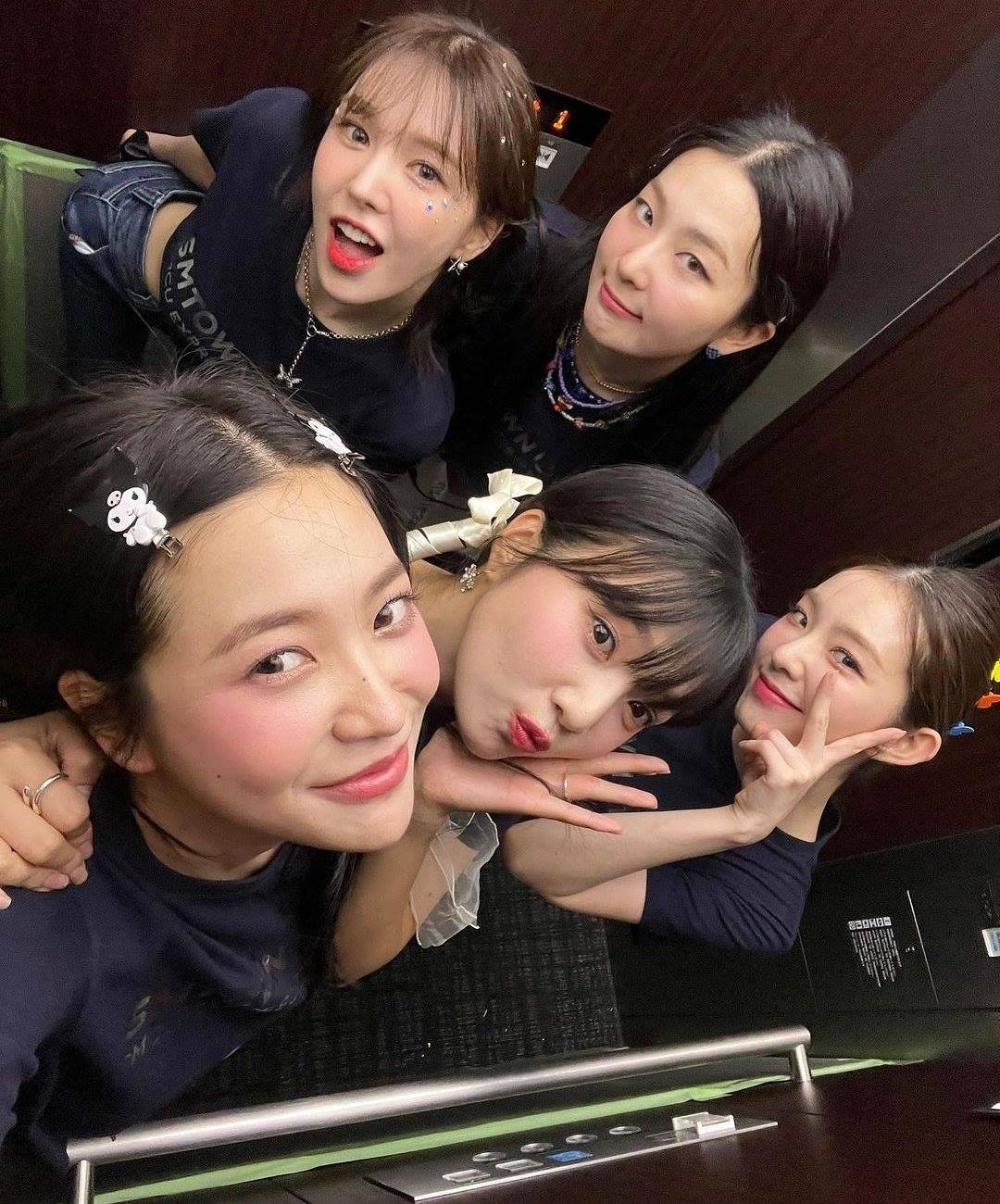 Potret Red Velvet di SMTOWN LIVE Tokyo 2022