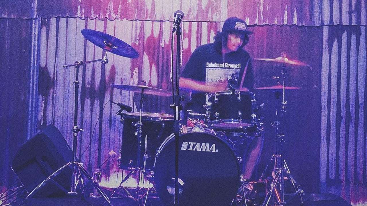 Dari <i>Drummer</i> Hingga Sukses Jadi Tutor Gitar