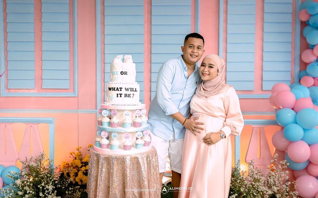 Hamil Pertama, Syifa Adik Ayu Ting Ting Makin Cantik Berhijab Saat Babymoon