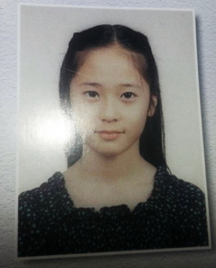 Potret Krystal Saat Lulus TK Yang Bikin Dicasting SM Bikin Terkejut