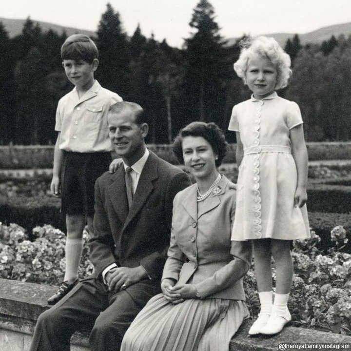 Pangeran Charles, Putra Pertama Lahir Setahun Kemudian 