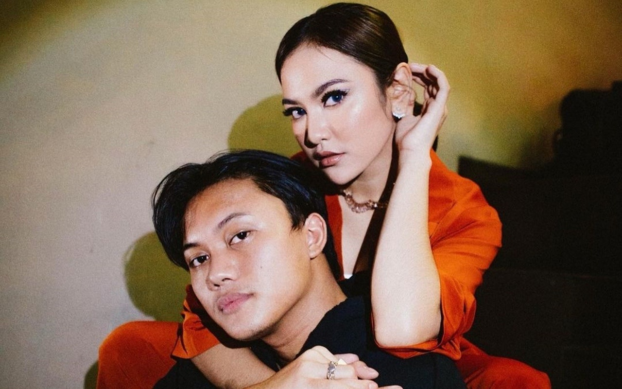 Usai Rilis Versi Series, Kini Rizky Febian-Mahalini Luncurkan MV 'You're Mine'