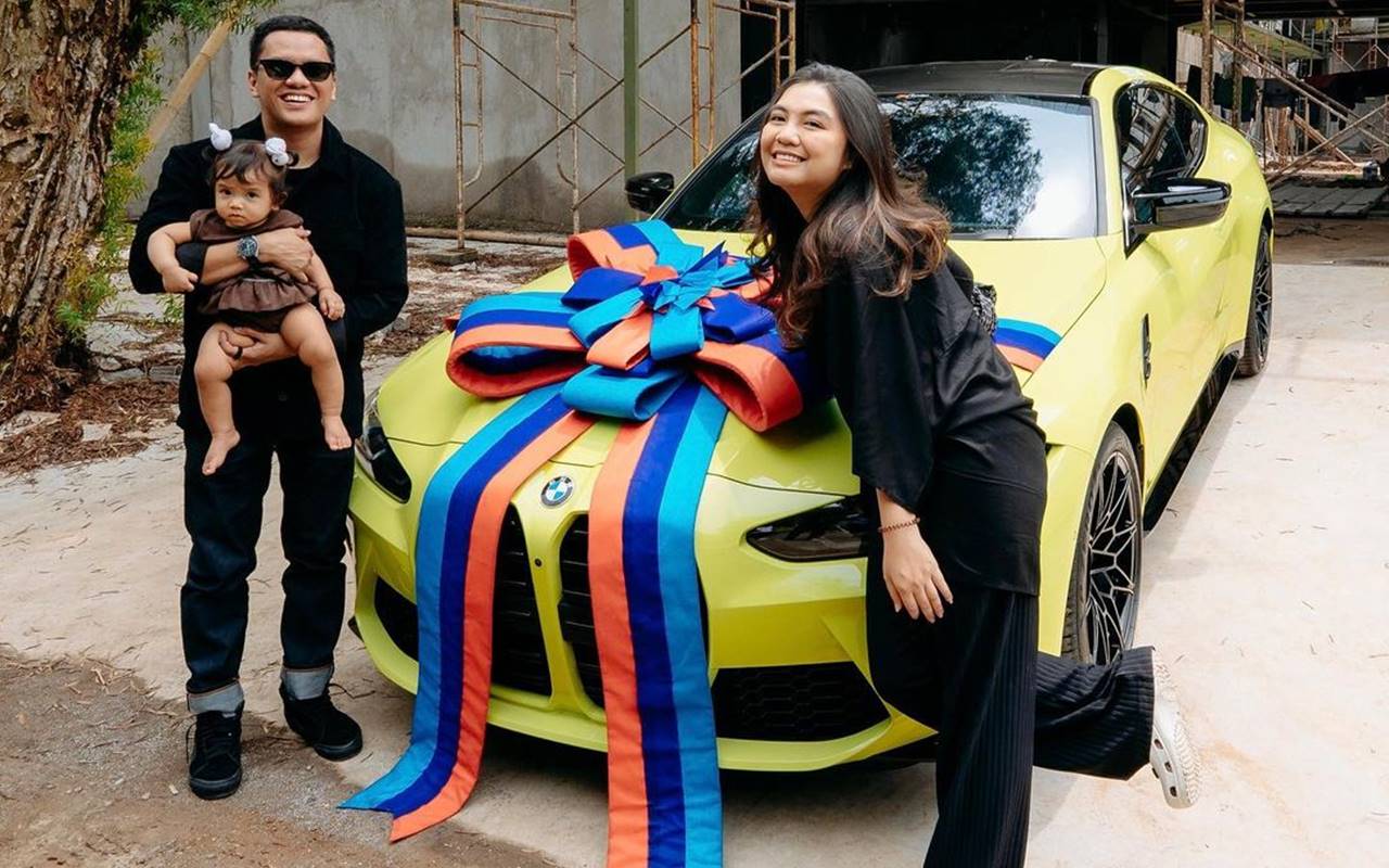 Arief Muhammad Modus Belikan Mobil Mewah Untuk Kado Ultah Istri, Ternyata Ini Hadiah Sebenarnya