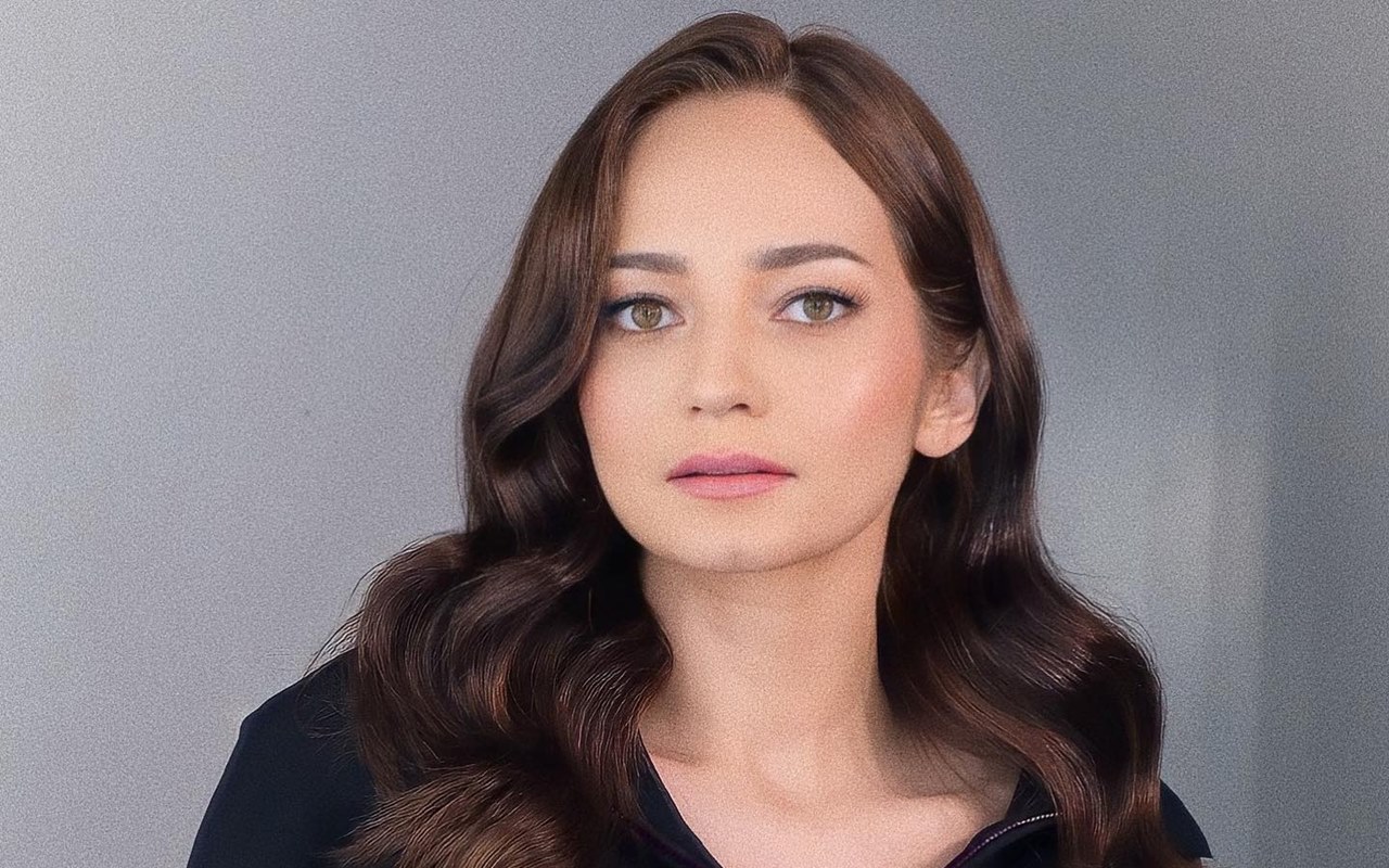 Enzy Storia Nonton Pertandingan Tenis Bareng Sosok 'Kembaran' di New York, Siapa?