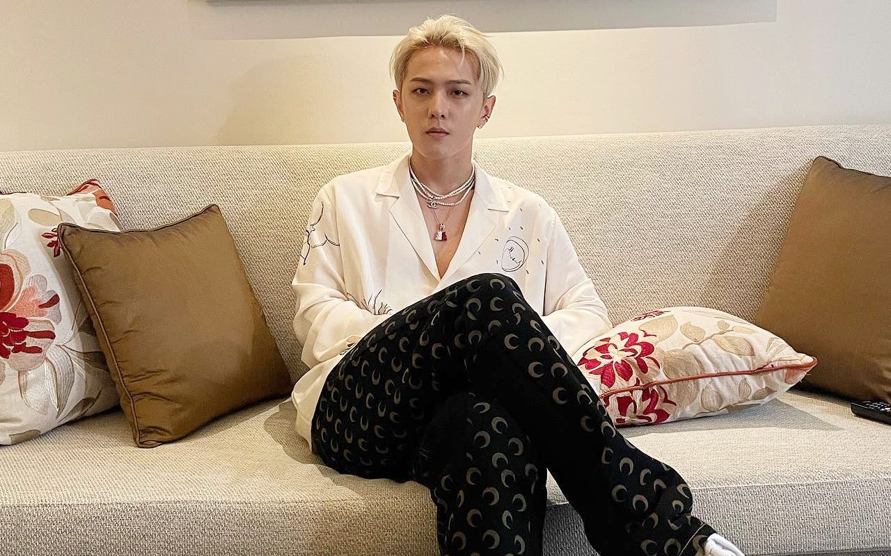 Donghyuk iKON Debut Sebagai Model dan Desainer di New York Fashion Week 2022