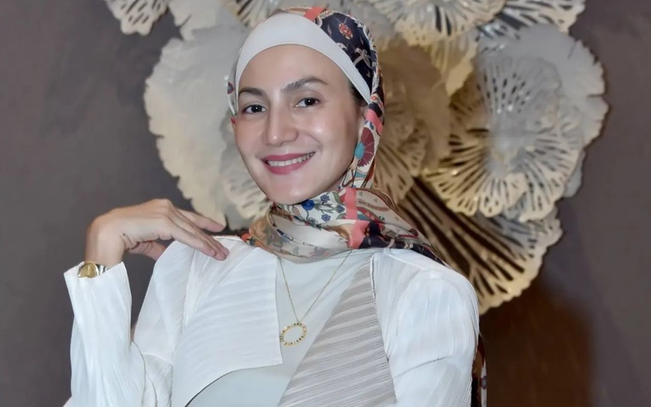 Wanda Hamidah Komentari Foto Masa Muda Disebut Mirip Ariel Tatum, Fakta Berhijab Ikut Terkuak