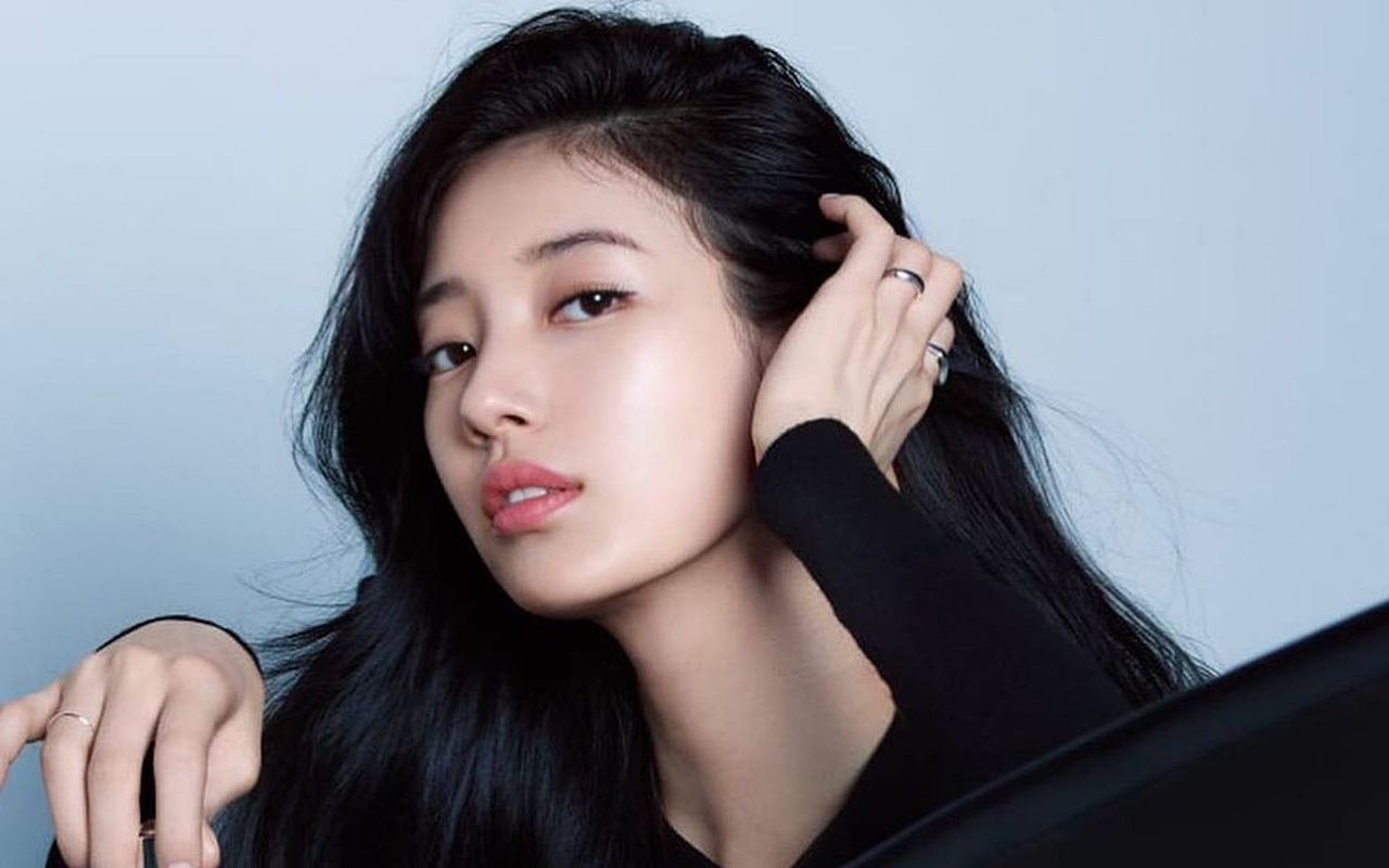 Suzy Kepergok Syuting 'The Girl Downstairs', Bodi Sempurna Berhasil Curi Perhatian