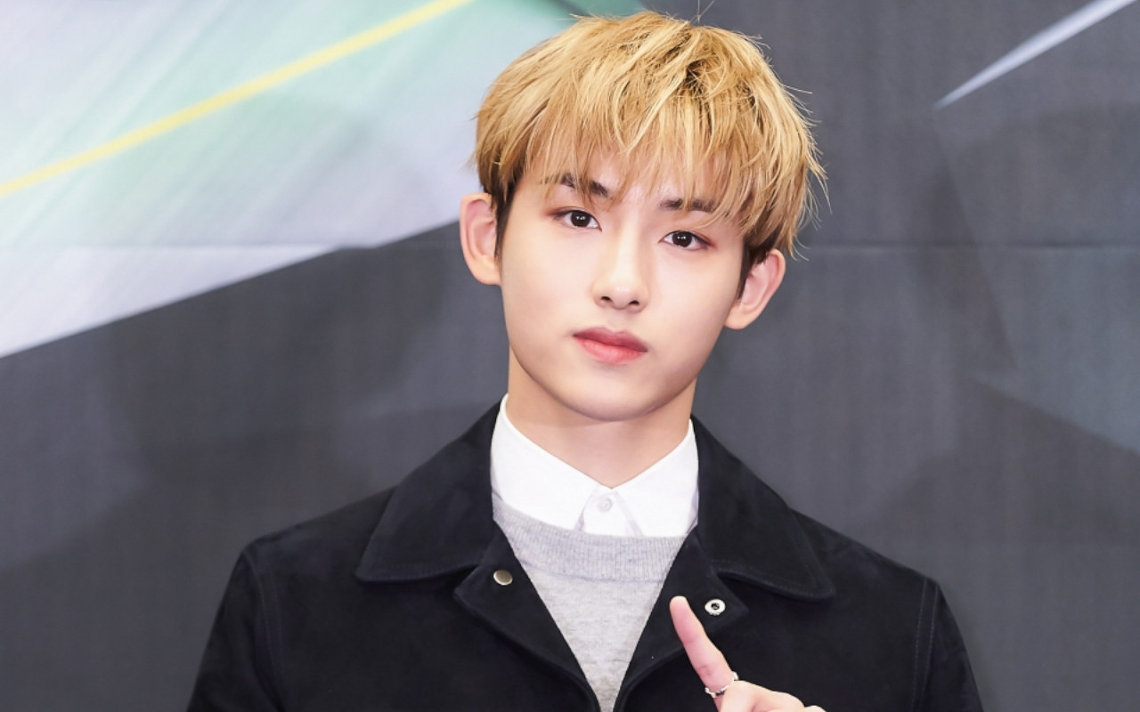 Bandara Penuh Sesak, Winwin NCT Berbinar Sapa Manis Sosok Ini usai Balik Korea