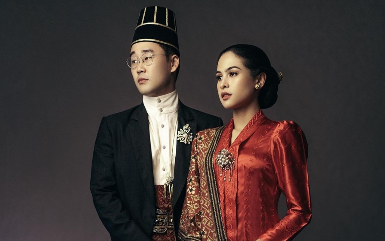 Maudy Ayunda dan Jesse Choi Tampil Jawa Banget di Nikahan Sang Adik