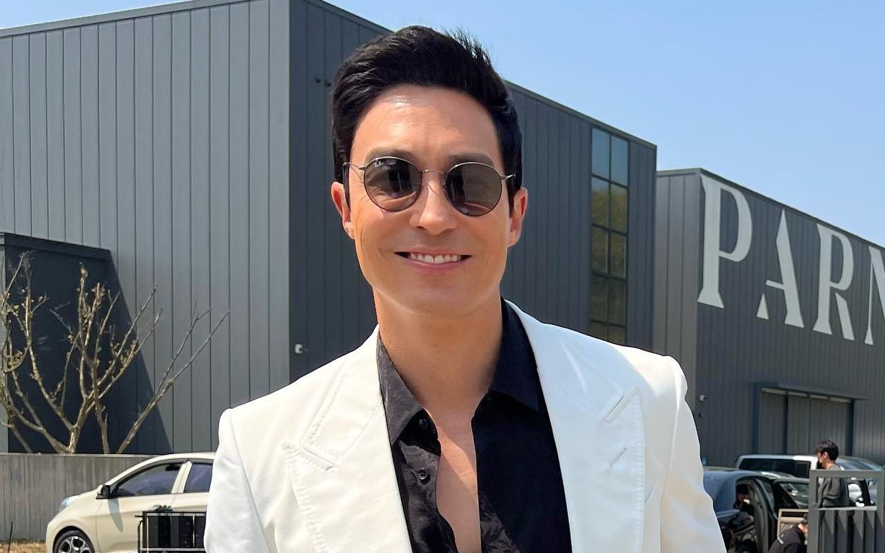 Sukses Jadi Aktor Papan Atas, Daniel Henney Ungkap Cerita Sedih dengan Orangtua di Masa Lalu 