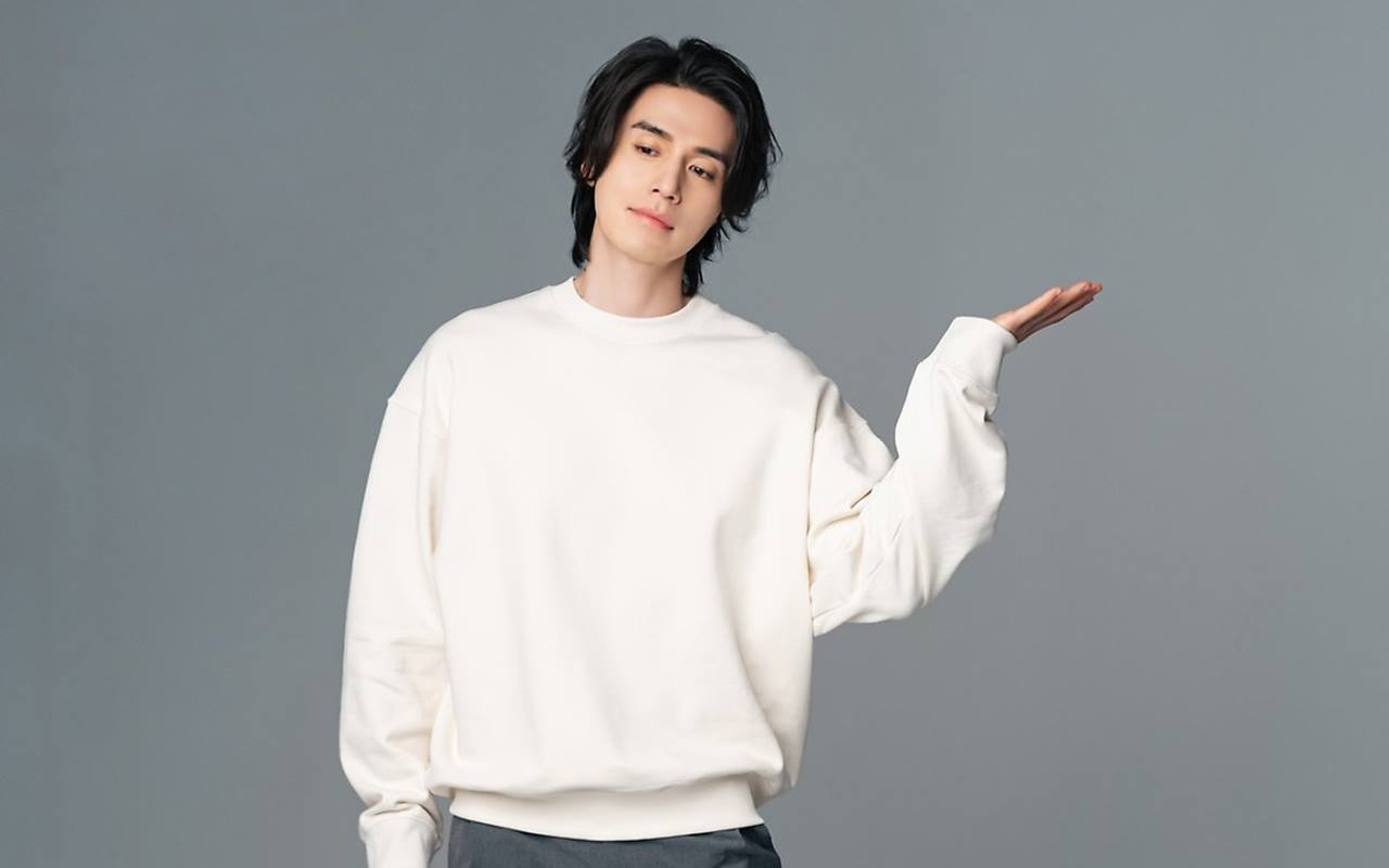 Sadar sudah Om-om, Ini Respons Lee Dong Wook Diajak 'Kencan' Penyanyi 16 Tahun Lebih Muda