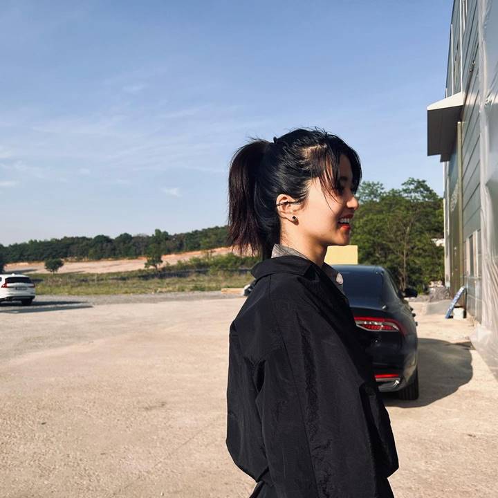 Tunjukkan Sisi Samping