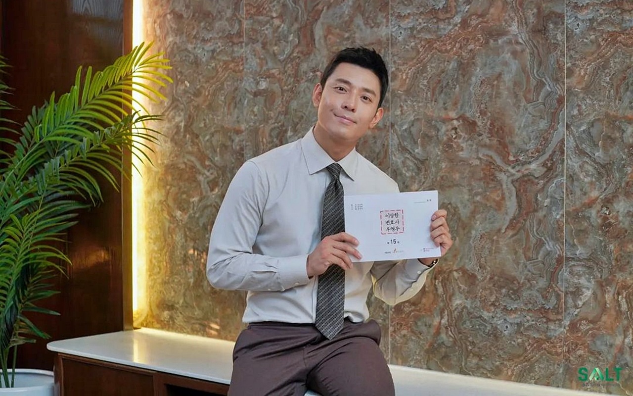 Kim Joo Hun Ternyata Setuju Bintangi 'Extraordinary Attorney Woo' Tanpa Baca Naskah