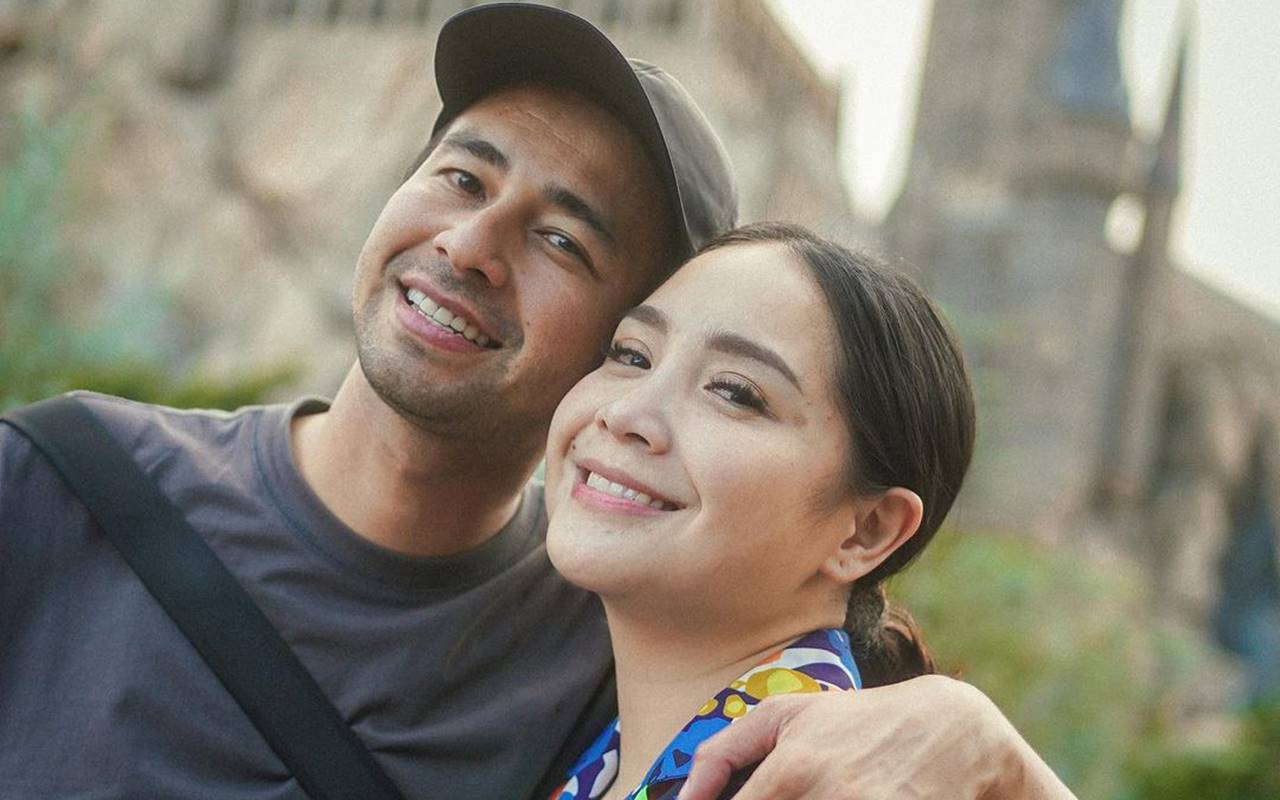 Makin Bahagia, Raffi Ahmad Nyosor Cium Nagita Slavina Bikin Baper