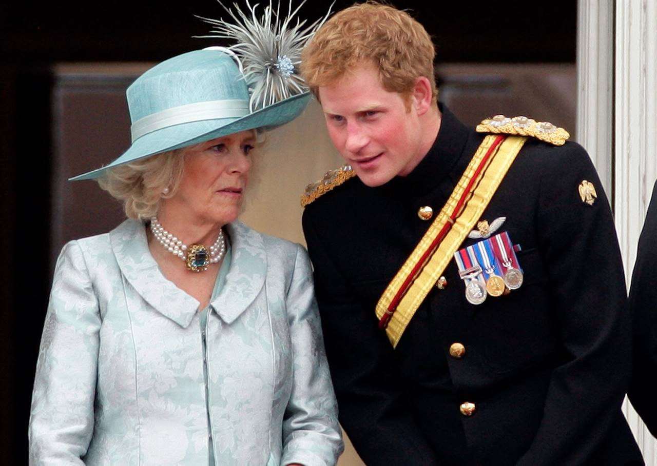 Prince Harry Ingin Libatkan Mediator Demi Damai Dengan Keluarga Kerajaan, Tapi Batal Karena Camilla