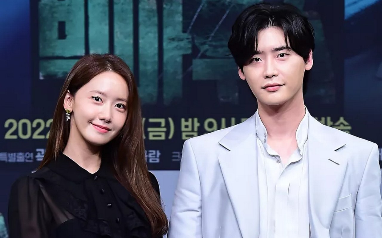 YoonA-Lee Jong Suk & 'Big Mouth' Jadi Aktor Serta Drama Paling Banyak Hasilkan Buzz