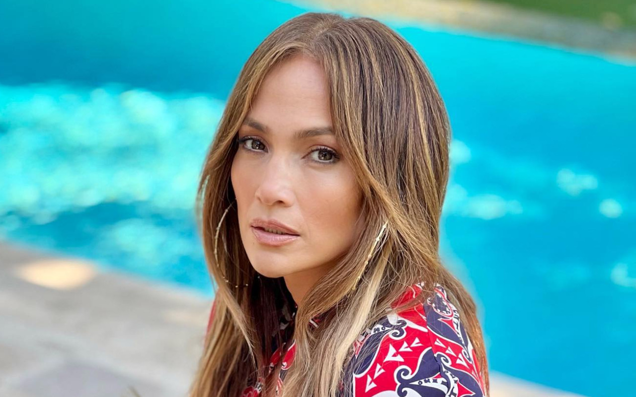 Teaser 'The Mother' Ungkap Karakter Jennifer Lopez Sebagai Pembunuh Mematikan