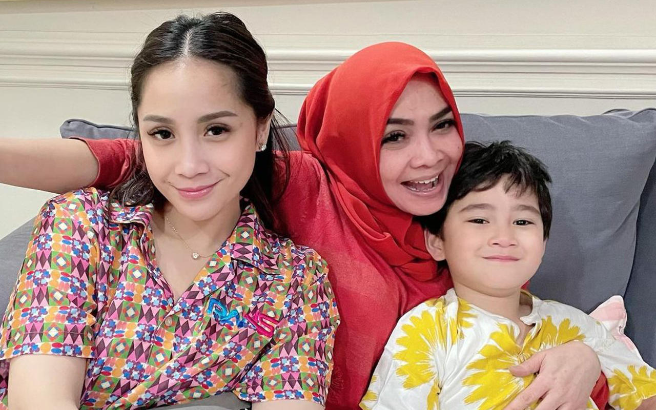 Jawab Rasa Penasaran Rafathar, Rieta Amalia Bongkar Asal-usul Panggilan Unik Nagita Slavina